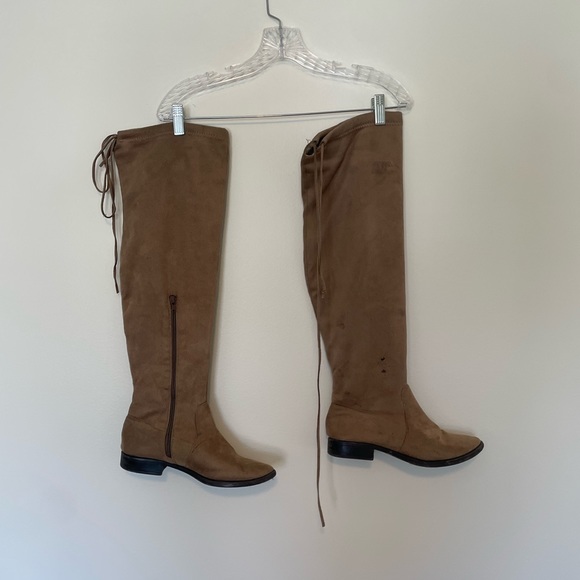 Forever 21 Knee High Boots - Picture 3 of 9